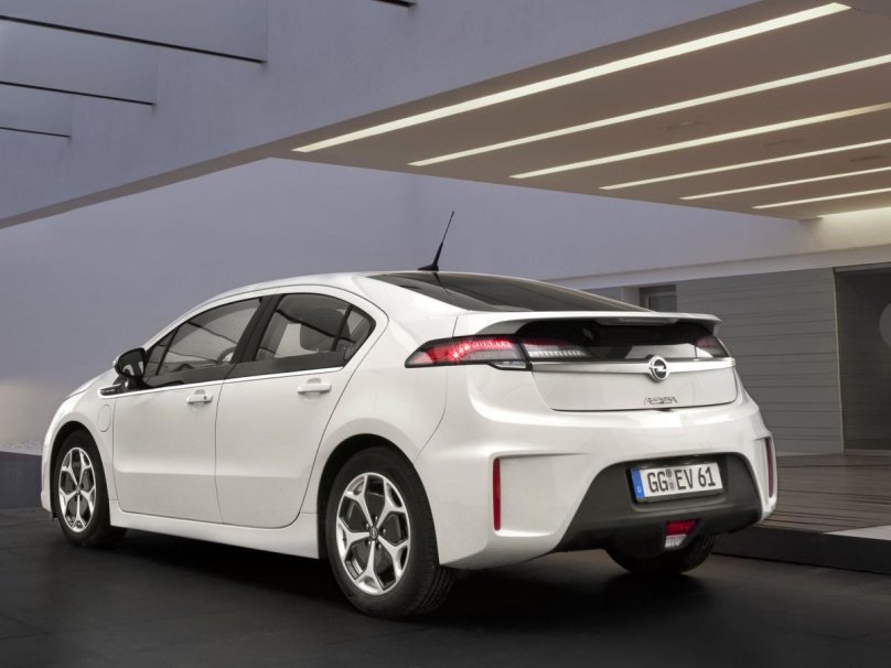 Opel Ampera 1