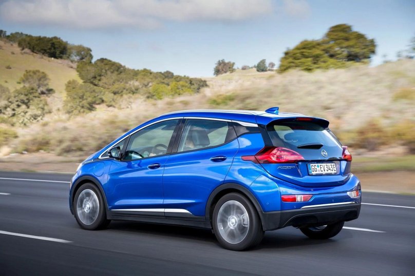 Опель Ампера 2022