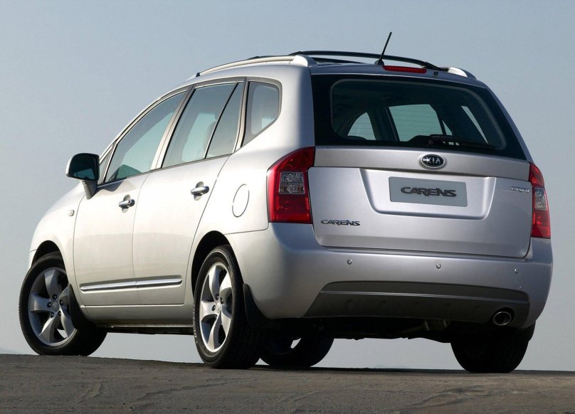 Kia Carens 2