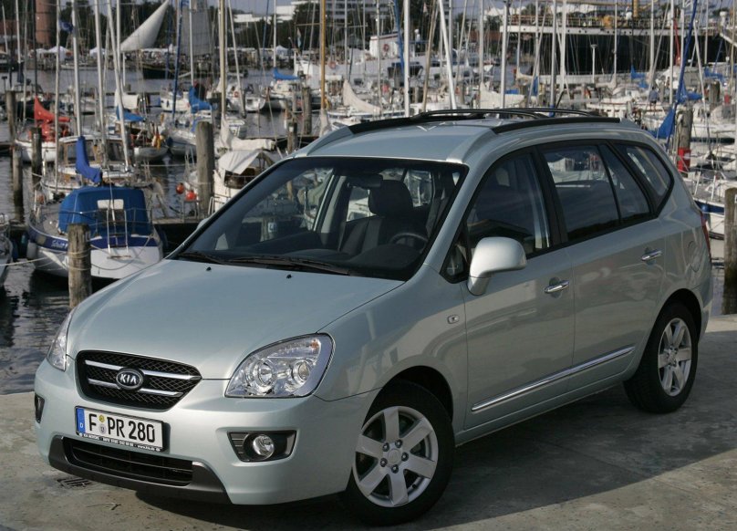 Киа Каренс 2006