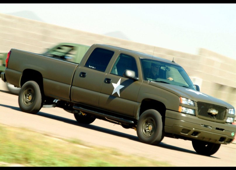 Chevrolet Silverado Military