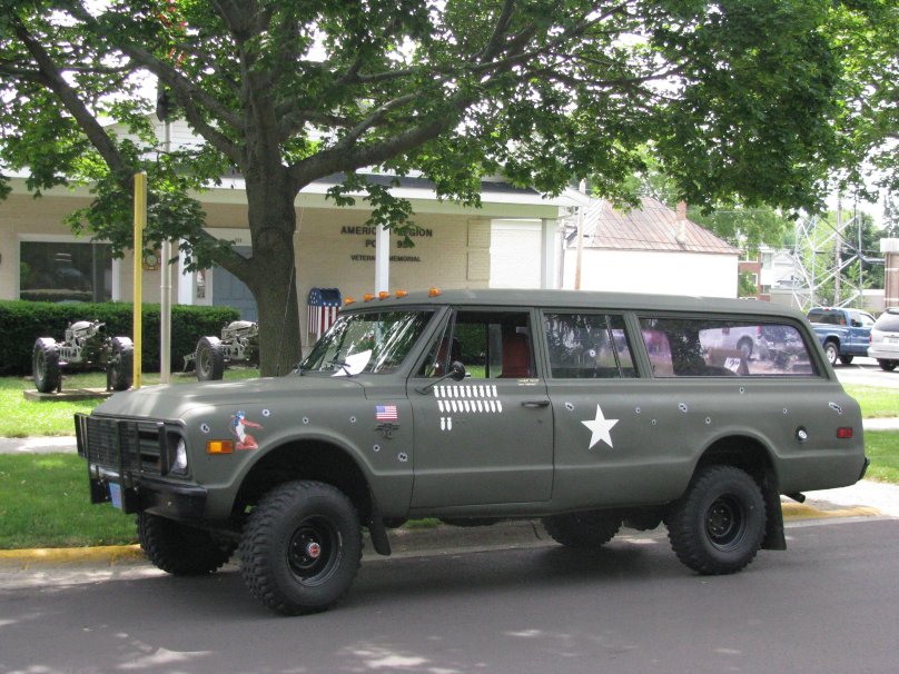 Шевроле Субурбан 1968