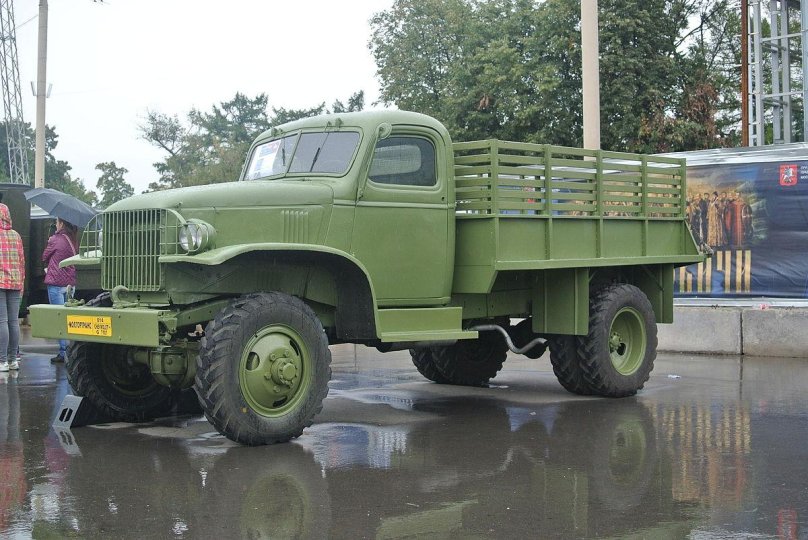 Грузовик Chevrolet g7107