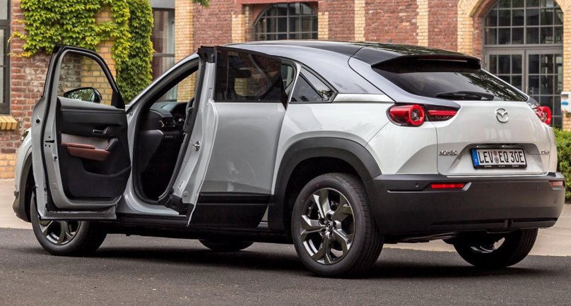 Mazda CX 30 электрокар