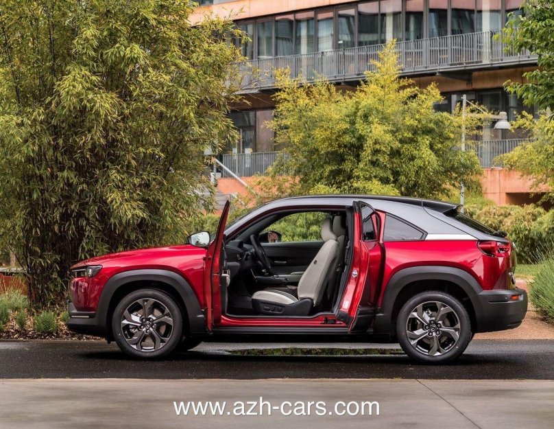 Новая Мазда mx30