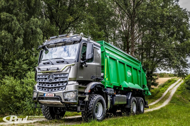 Mercedes-Benz Arocs 6x6