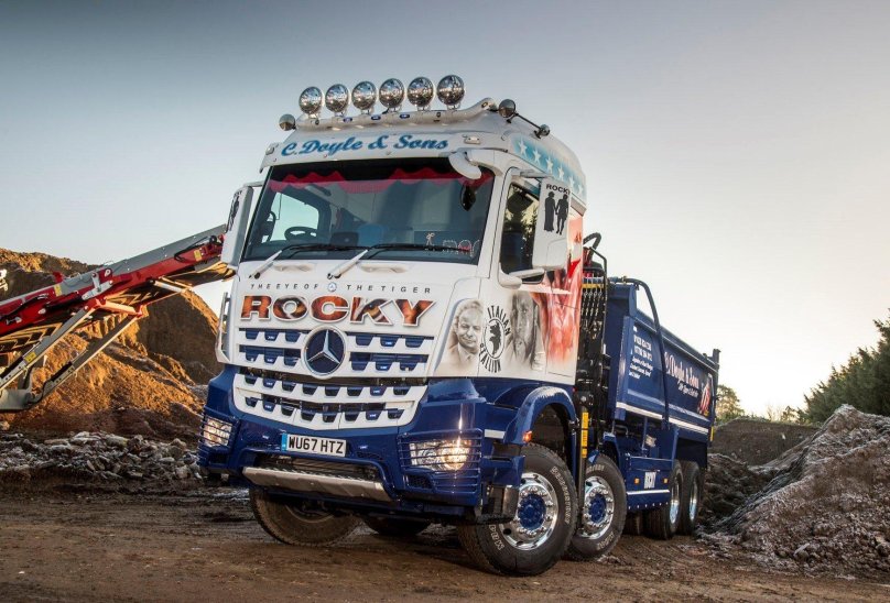 Мерседес Бенц Арокс