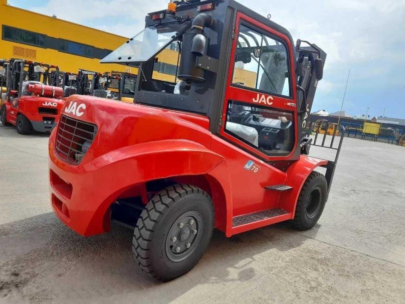 Погрузчик JAC