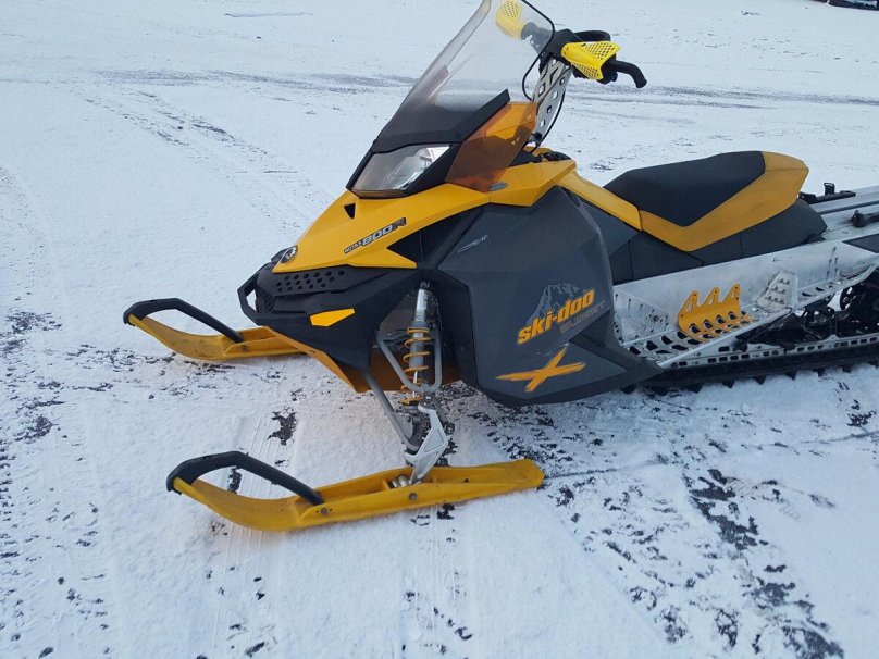 Ski Doo Summit x 800