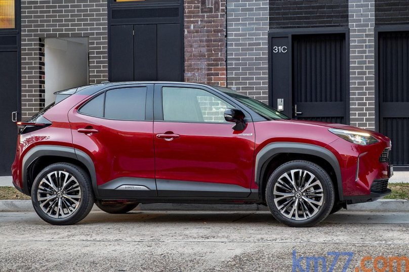 2021 Toyota Yaris Cross DAILYREVS