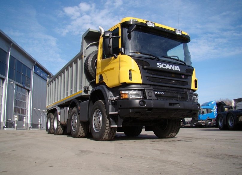 Scania p400 8x4