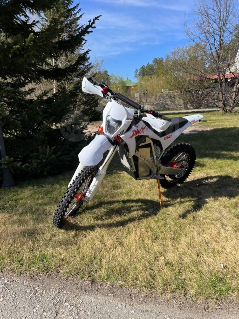 Eliq мотоцикл