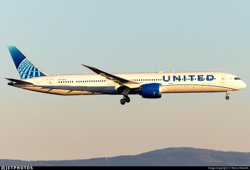 Boeing 787-10 United Airlines