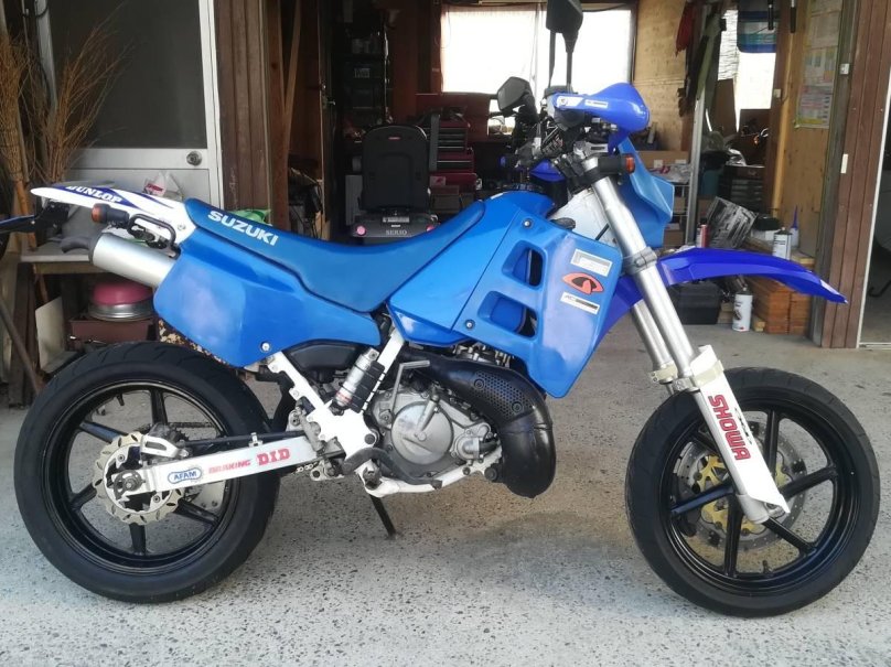 Suzuki ts200r