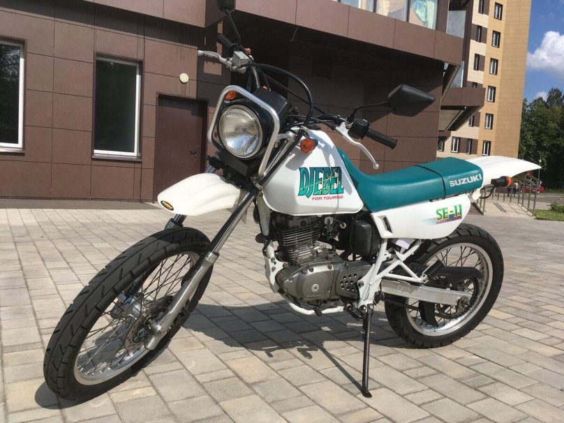 Сузуки Джебел 200