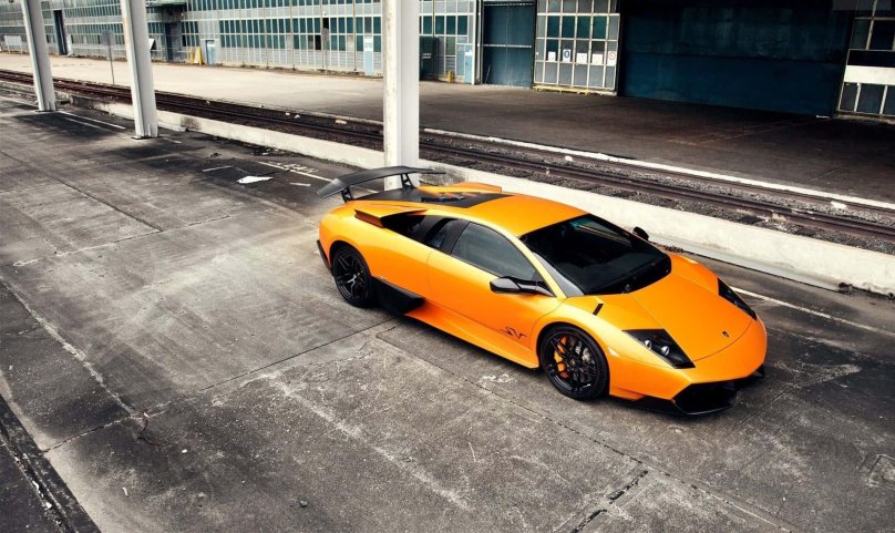 Lamborghini Murcielago lp670