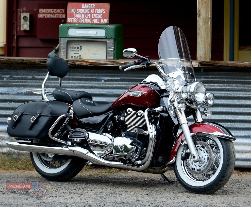 Мотоцикл Триумф Тандерберд