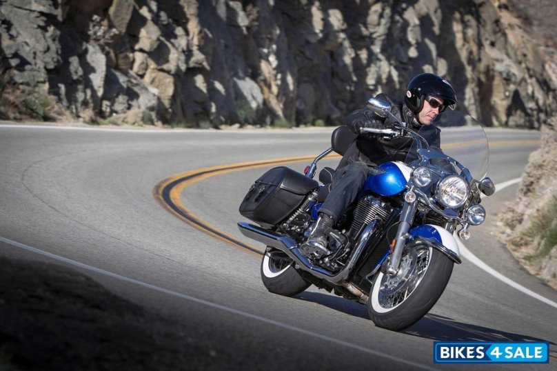 Триумф Тандерберд 1700 ЛТ