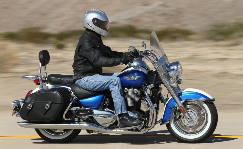 Мотоцикл Триумф коммандер