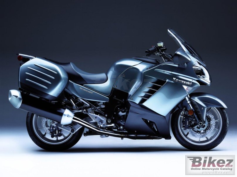 Кавасаки спорт турист 1400