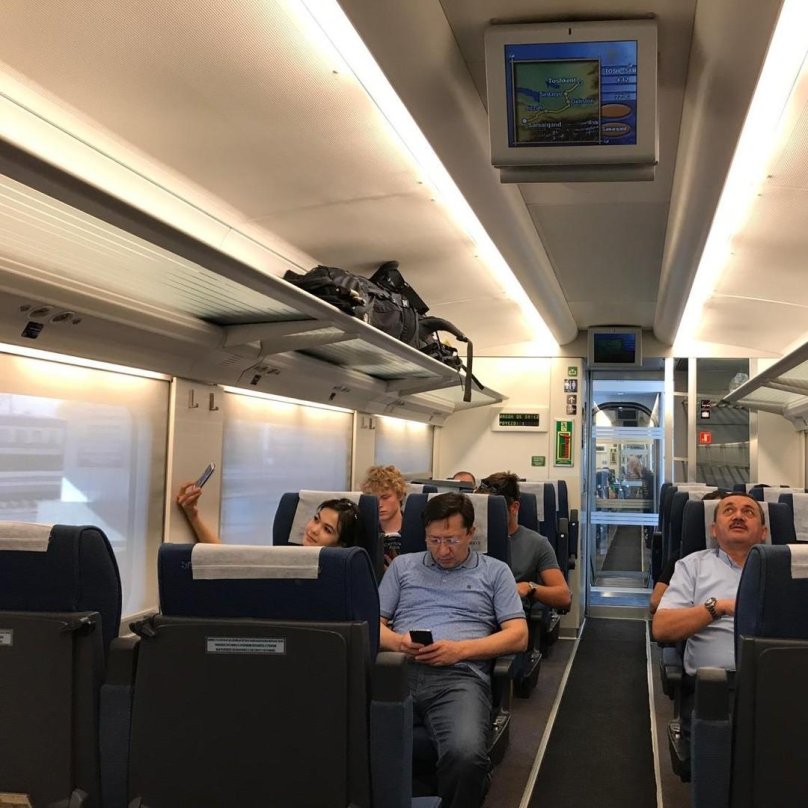 Скоростной поезд Афросиаб Ташкент Самарканд