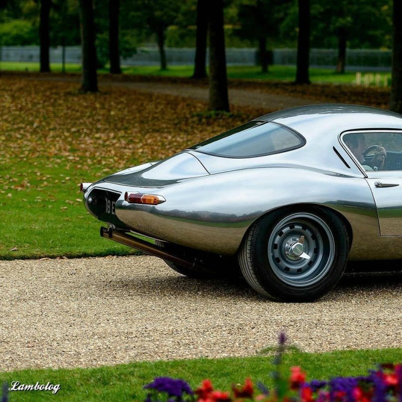 Jaguar e-Type Drift