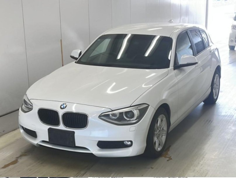 BMW 116i бежевый цвет