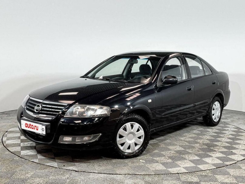 Nissan Almera 2010