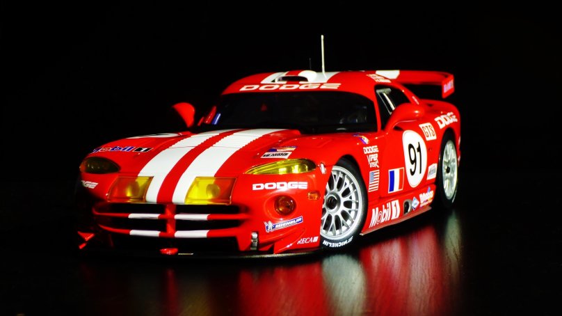 Dodge Viper GTS-R 2000