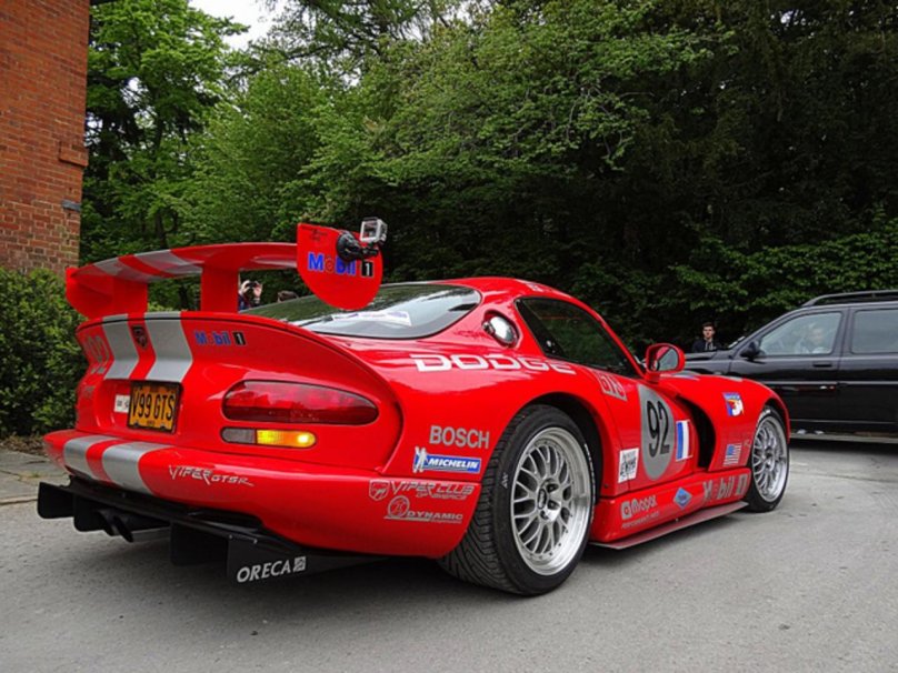 Dodge Viper gt1