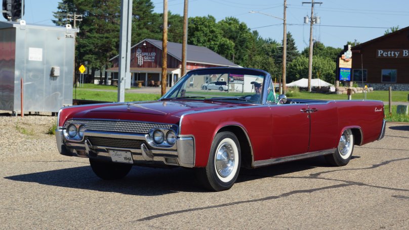Lincoln Continental Convertible 1961