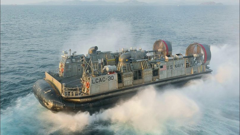 Американские десантные катера LCAC