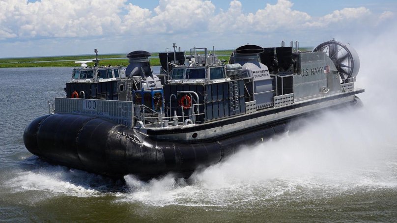 Хаска 10 на воздушной подушке