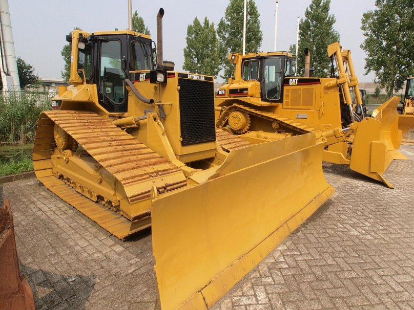 Бульдозер Caterpillar d6