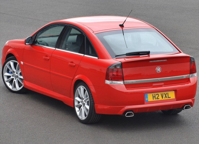 Opel Vectra c красная