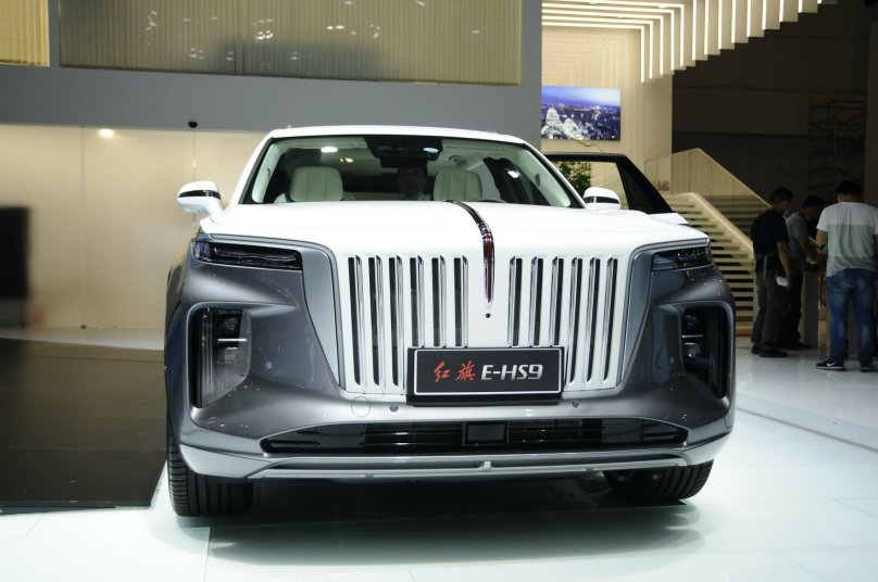 Китайский Роллс Ройс Hongqi e-hs9