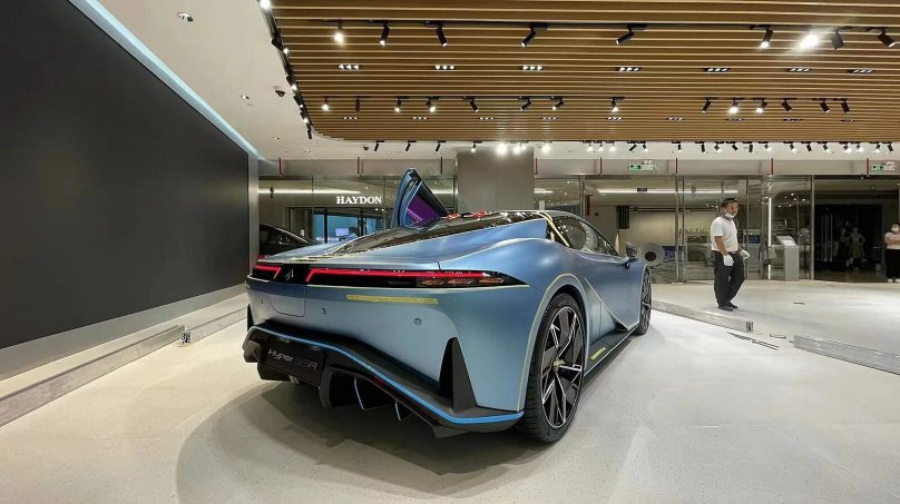 Электрокар GAC Aion Hyper SSR