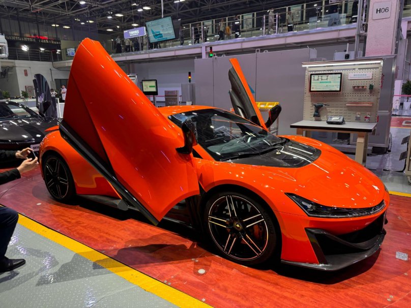 Китайский спорткар