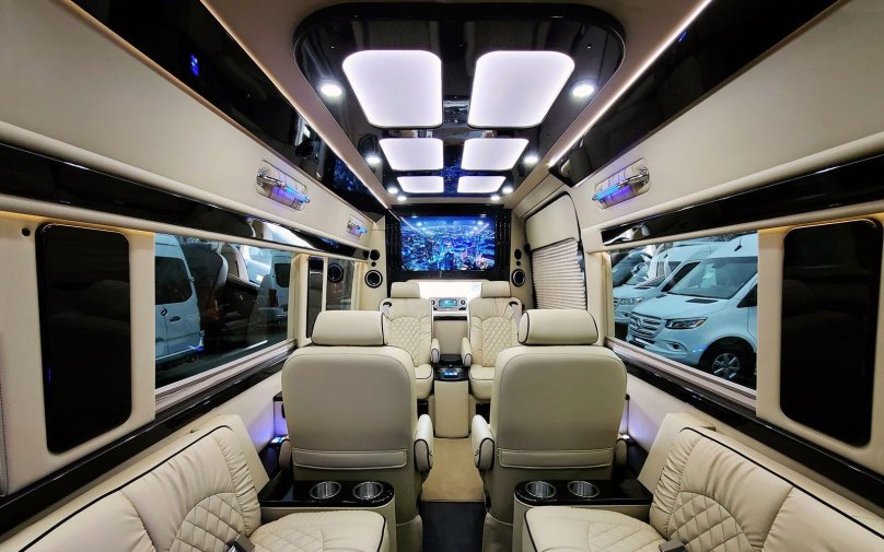 Mercedes Benz Sprinter 2021