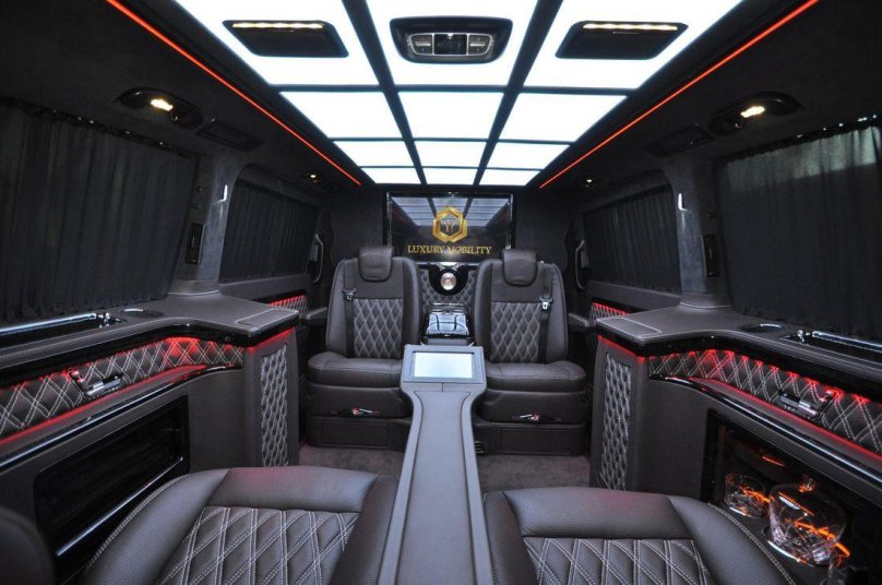 Mercedes Benz Sprinter VIP 2021 Interior