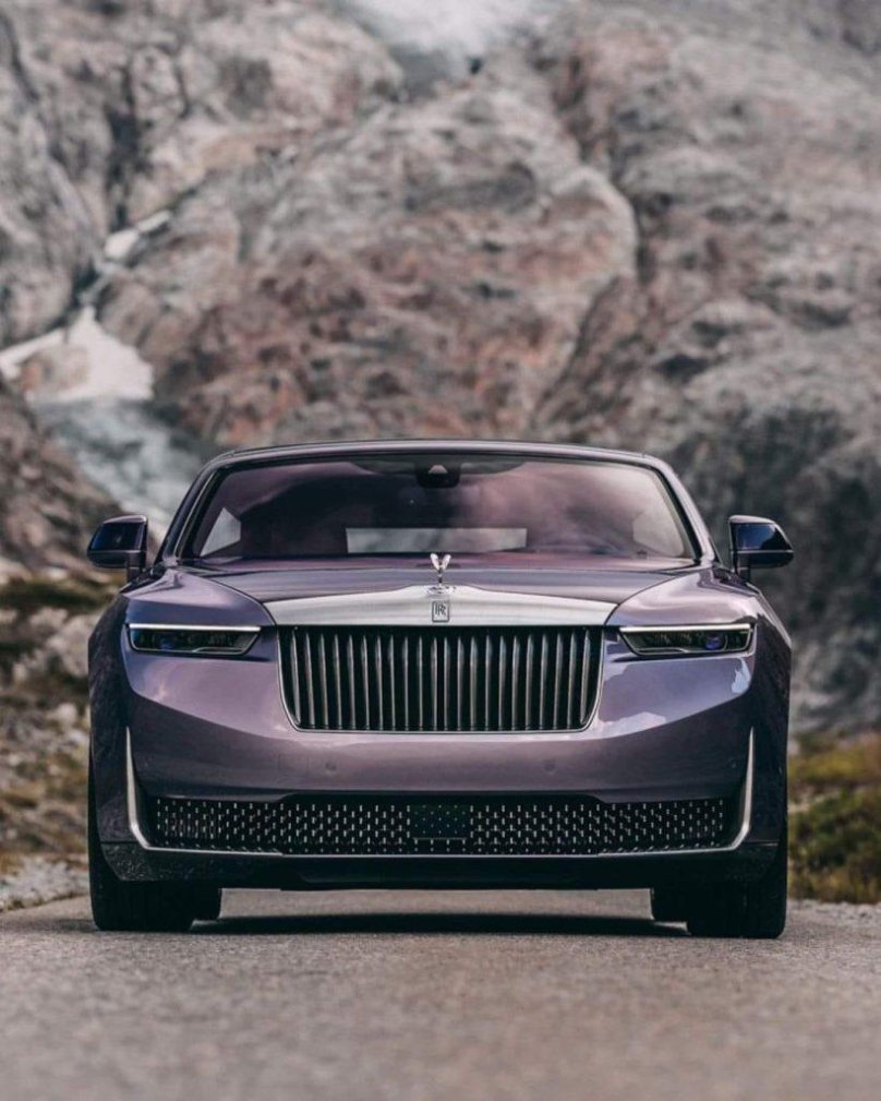 Rolls-Royce la Rose noire в 2024