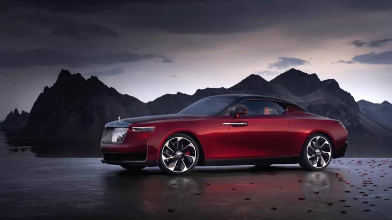 Rolls-Royce Droptail 2024
