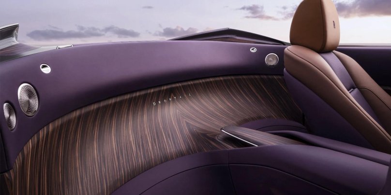 2023 Rolls-Royce Droptail.