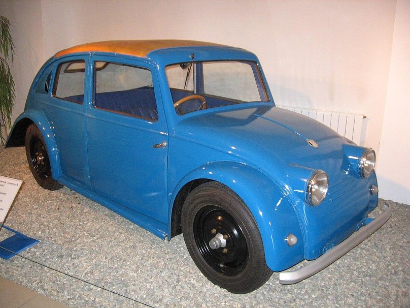 Tatra v570