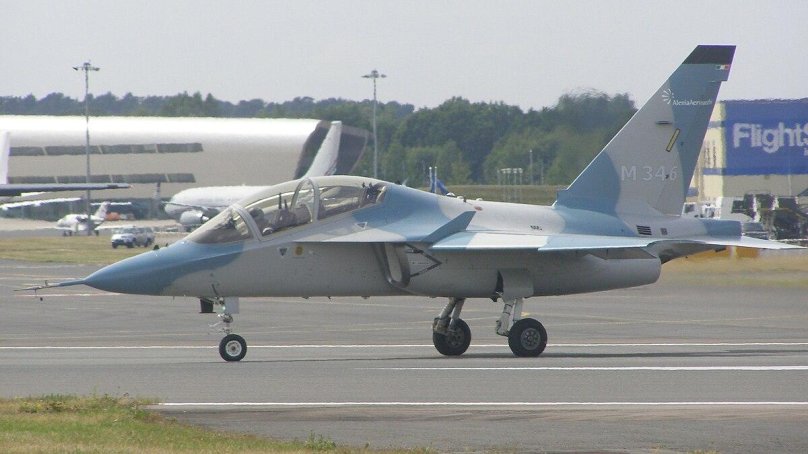 Alenia Aermacchi m-346 Master
