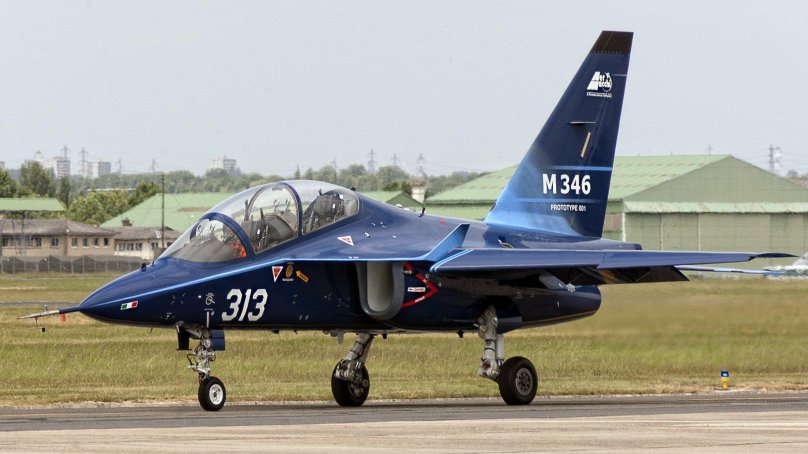 Alenia Aermacchi m-346