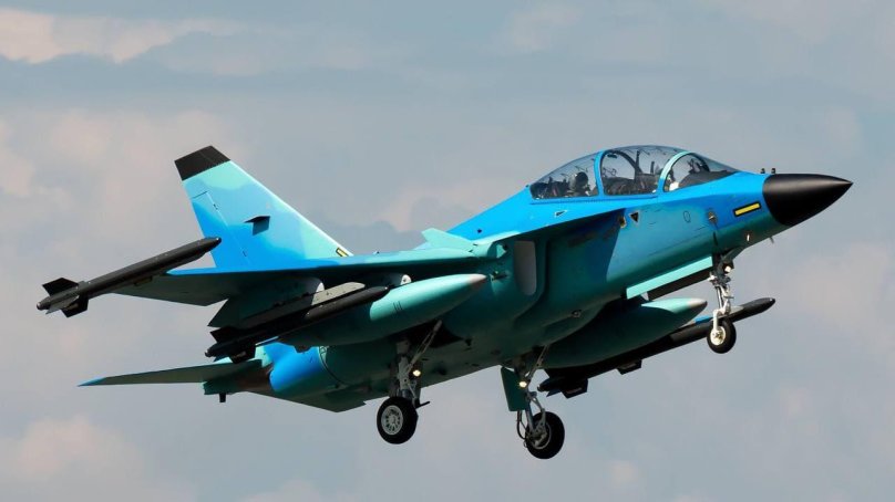 Aermacchi m-346 vs як-130