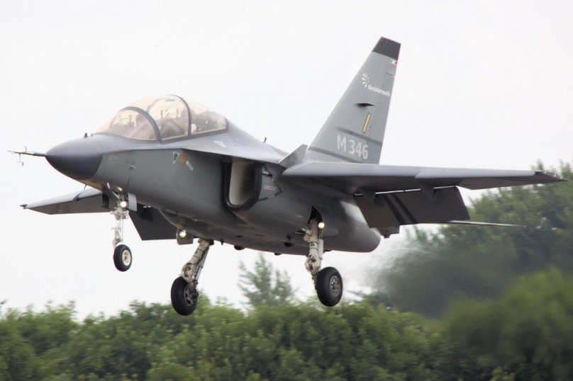 Alenia Aermacchi t-346 Master
