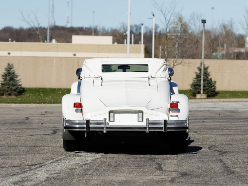 Кадиллак Экскалибур