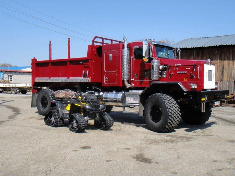 Kenworth c500 10x10